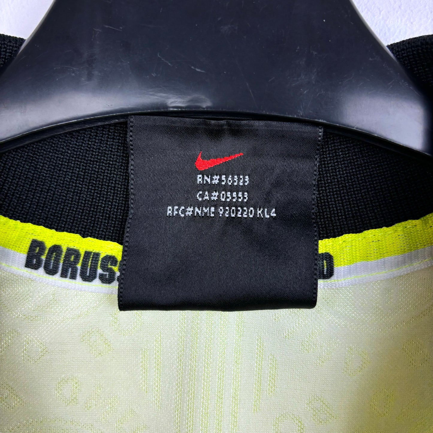 Borussia Dortmund 1996-1997 Long-Sleeve European Home Football Shirt