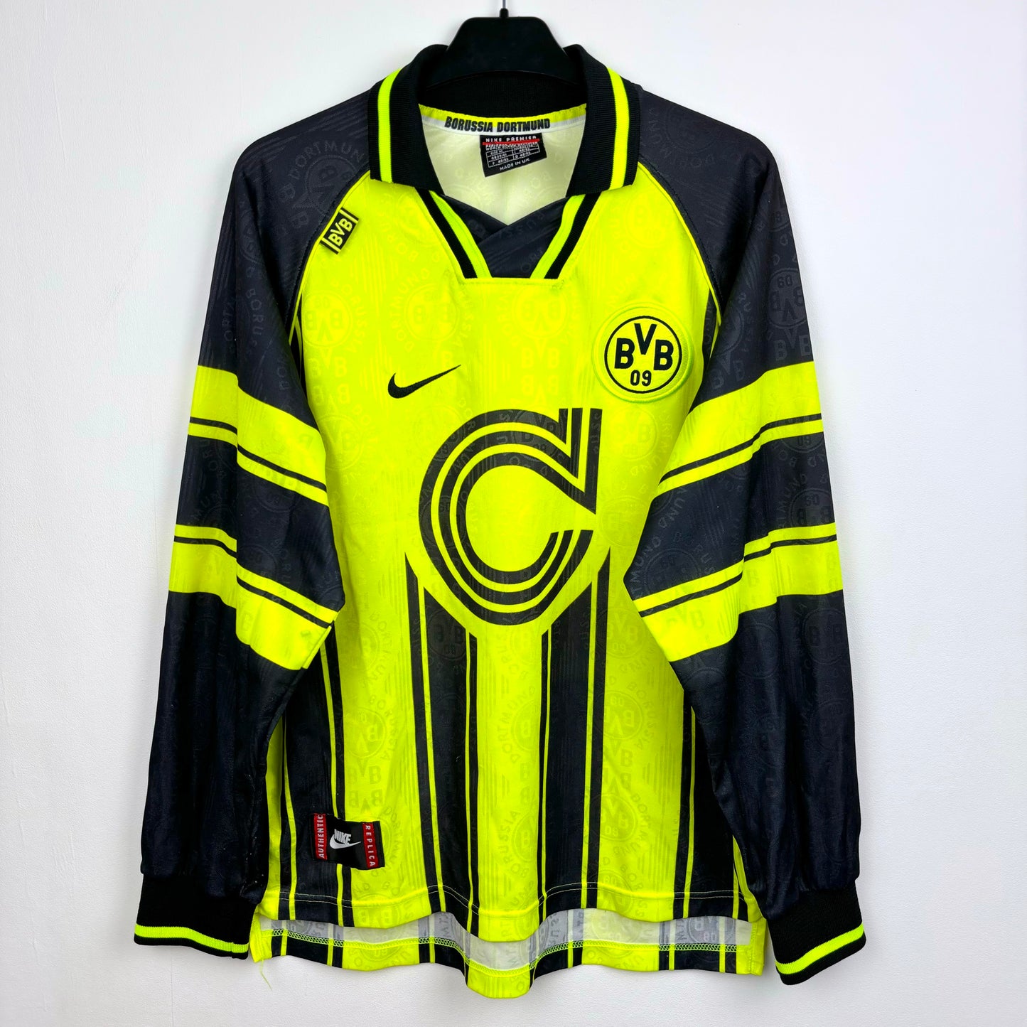 Borussia Dortmund 1996-1997 Long-Sleeve European Home Football Shirt