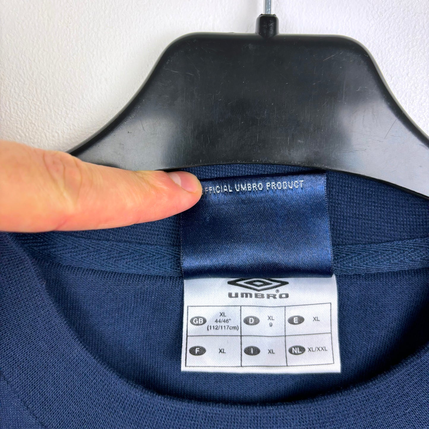 Chelsea 1990s-2000s Umbro Football Training Sweatshirt