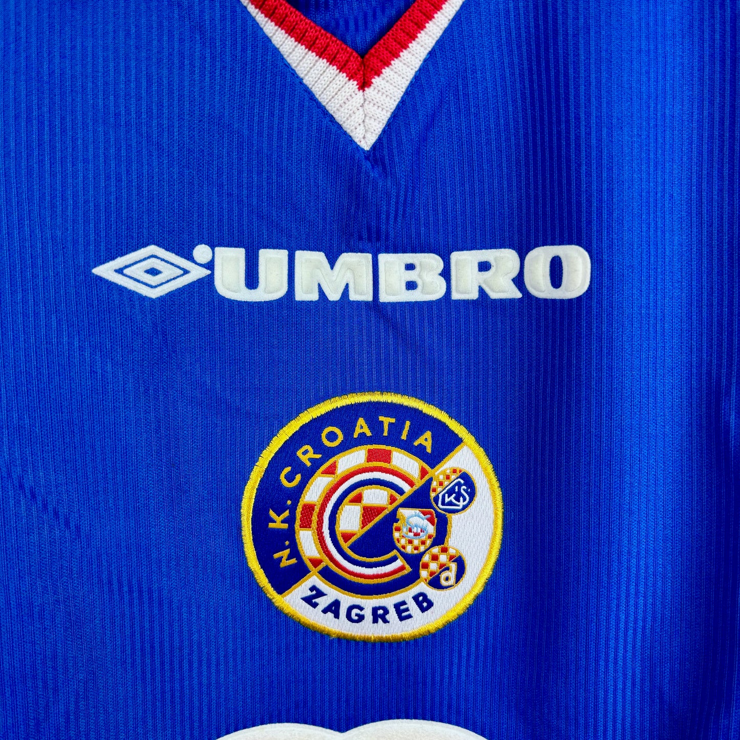 Dinamo Zagreb 1999-2000 Umbro Home Football Shirt