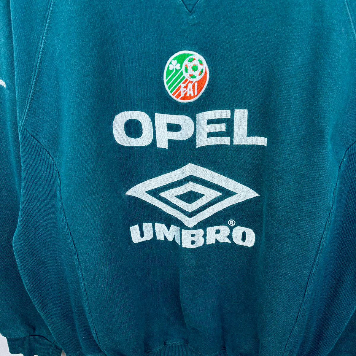 Ireland 1990s Umbro Training Football Sweatshirt