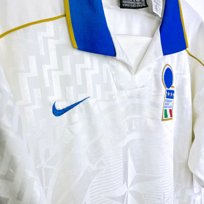 Italy 1994-1995 Nike Away Football Shirt