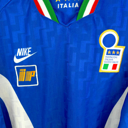 Italy 1996-1997 Nike Longsleeve Training Football Shirt