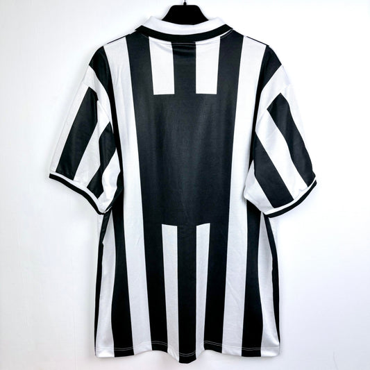 Juventus 1994-1995 Kappa Home Football Shirt