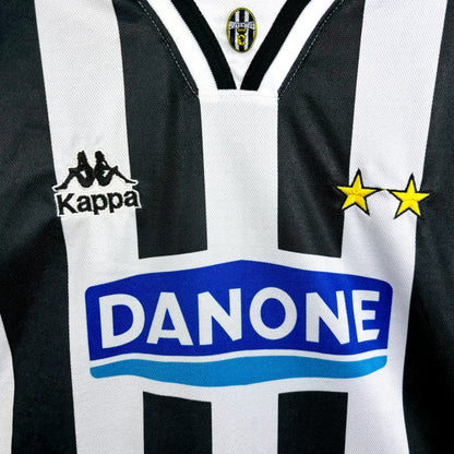 Juventus 1994-1995 Kappa Home Football Shirt