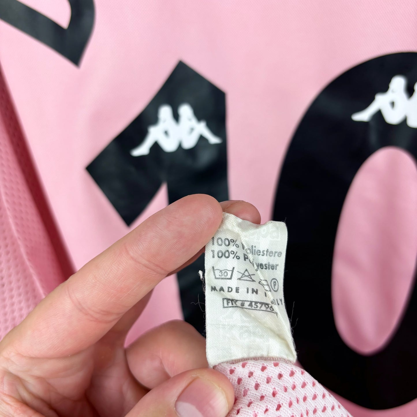 Juventus 1997-1998 Kappa Centenary Pink Football Shirt