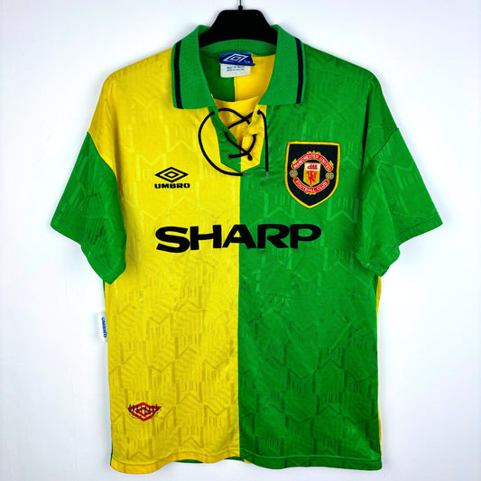 Manchester United 1992-1994 Umbro vintage football jersey. Green and gold two tone body with SHARP sponsor.
