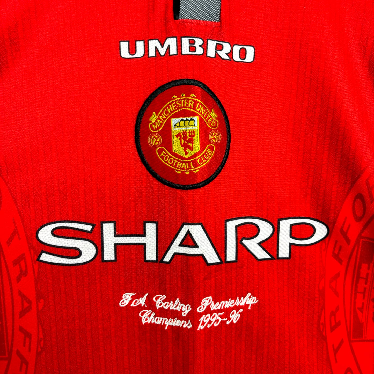 Manchester United 1996-1998 Umbro Home Football Shirt CANTONA #7