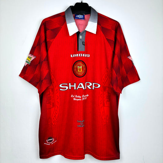Manchester United 1996-1998 Umbro Home Football Shirt CANTONA #7