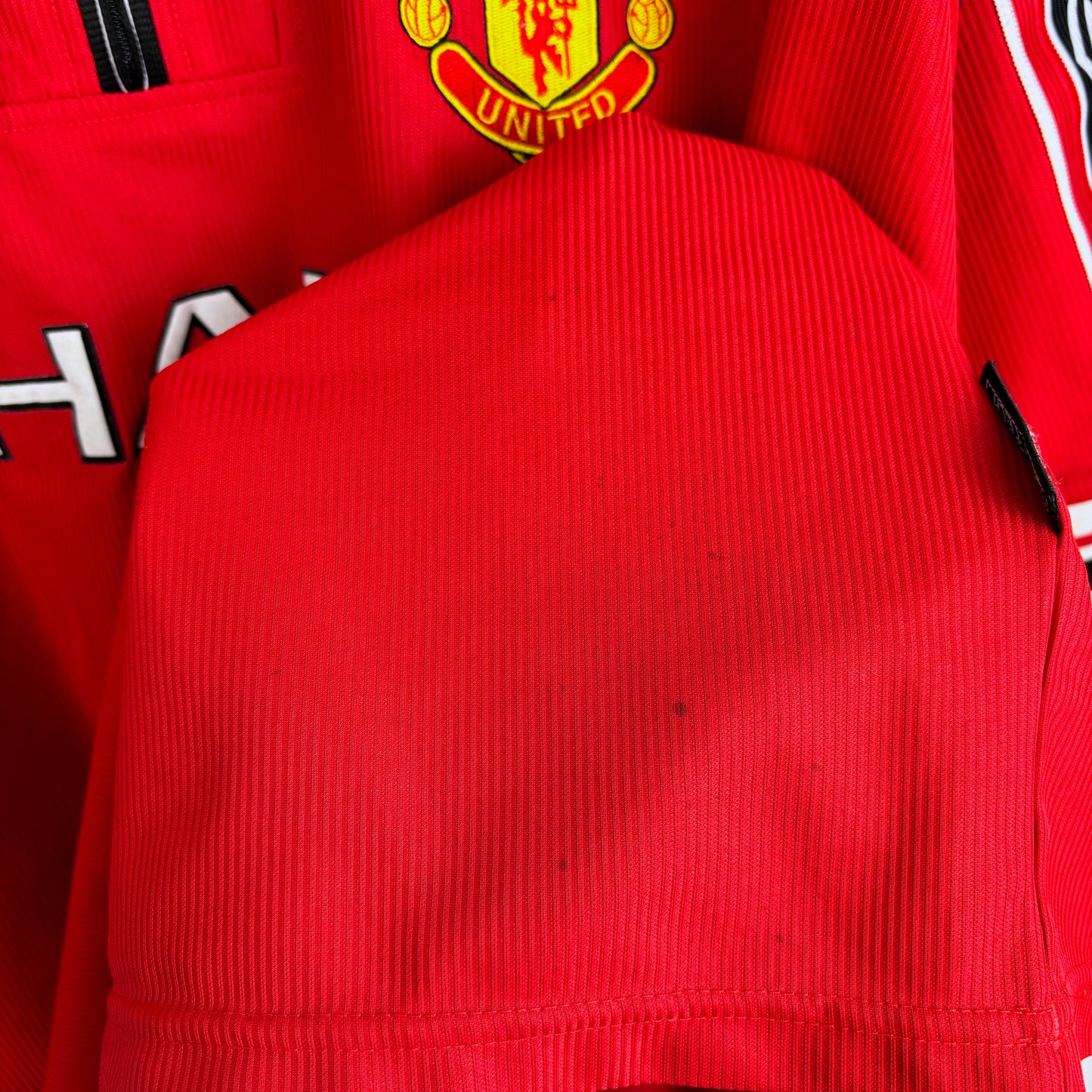 Manchester United 1998-1999 Umbro Home Football Shirt