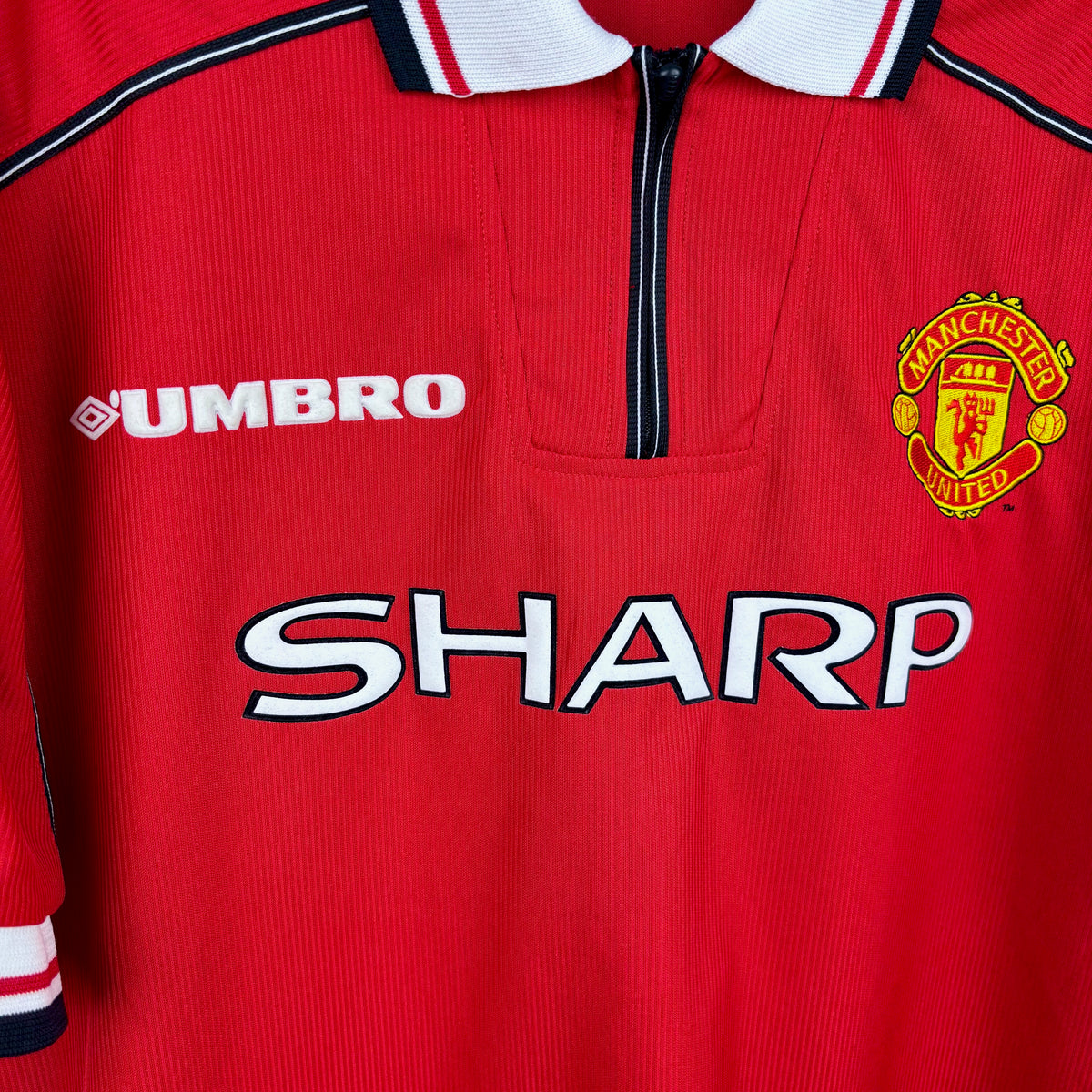 Manchester United 1998-1999 Umbro Home Football Shirt