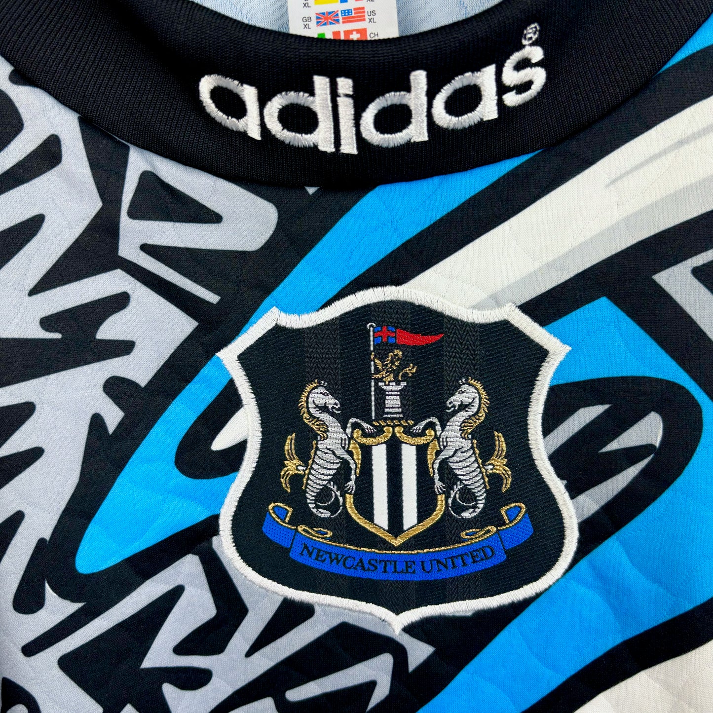 Newcastle United 1995-1996 Adidas Goalkeeper Football Shirt