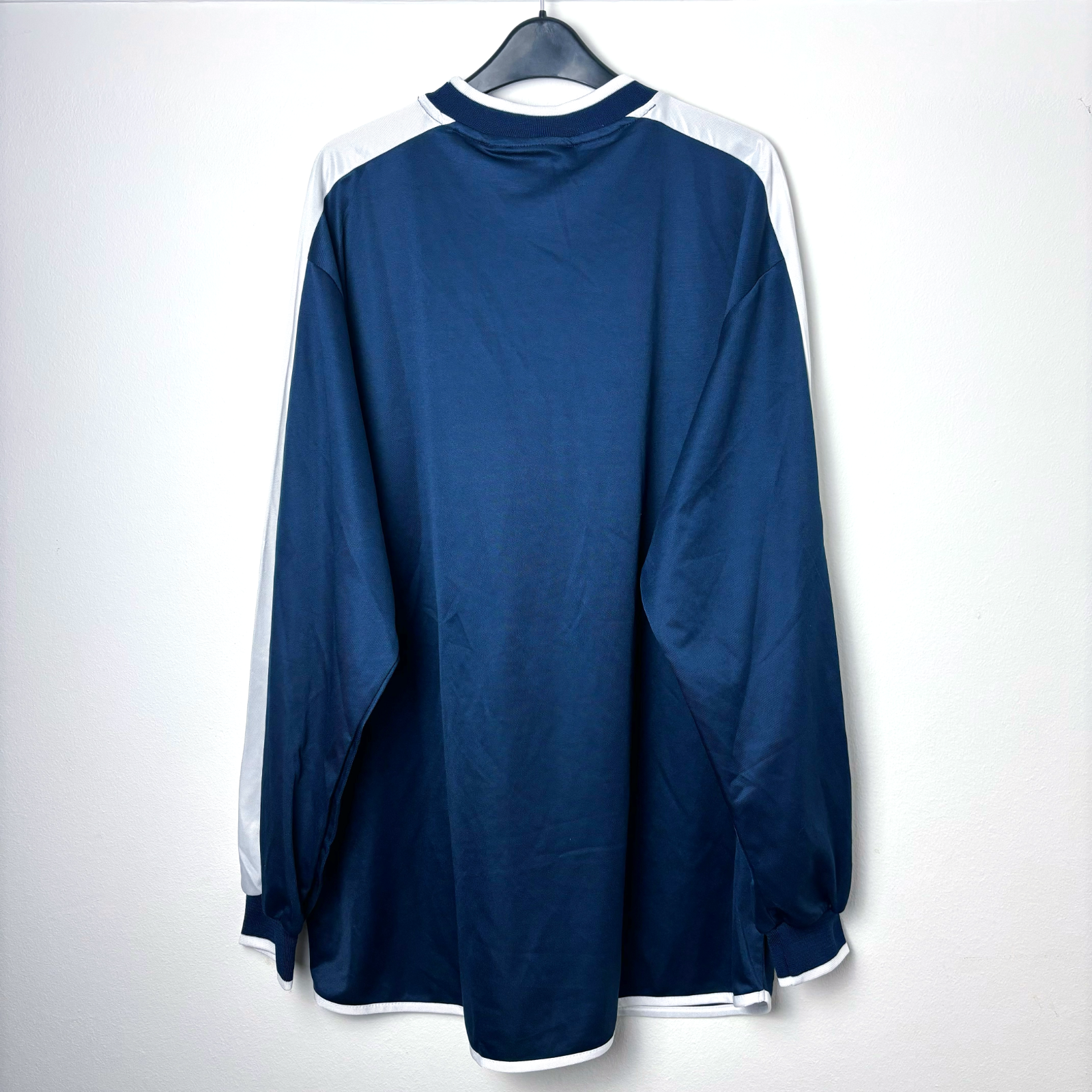 Back view of Preston North End 2000-2001 Long-Sleeve Away Shirt – retro soccer jersey by Bloggs