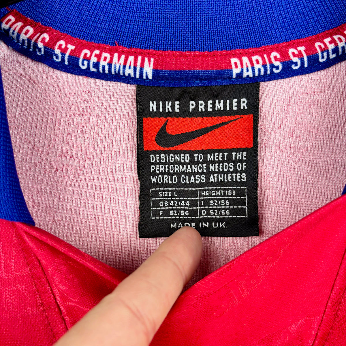 PSG 1996-1997 Nike Away Football Shirt
