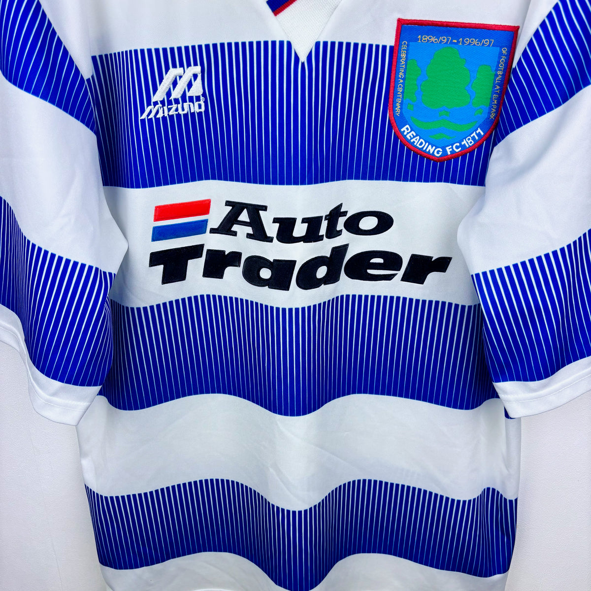 Reading 1996-1997 Mizuno Elm Park Centenary Home Football Shirt