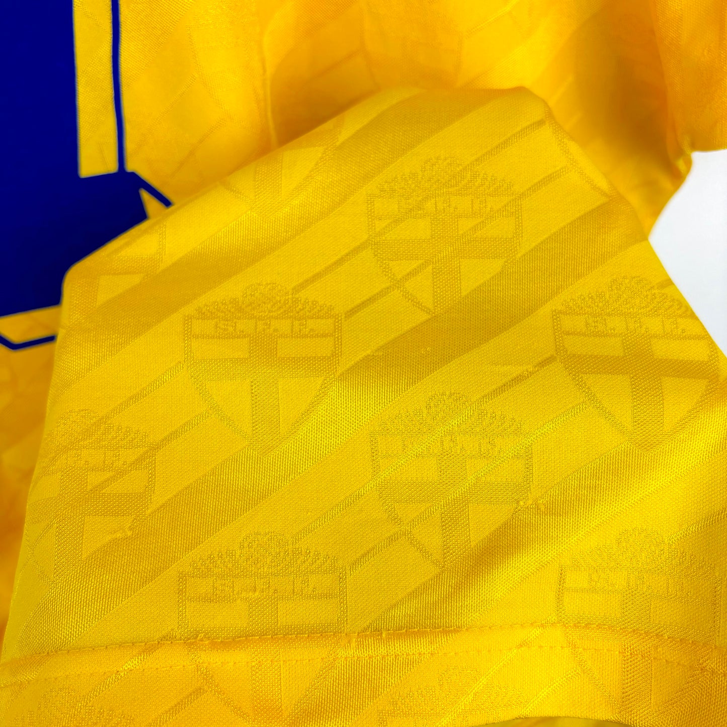 Sweden 1994-1996 Adidas Home Football Shirt Jersey Larsson