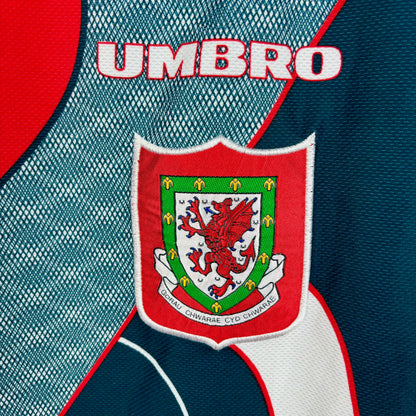 Wales 1995-1996 Umbro Home Football Shirt