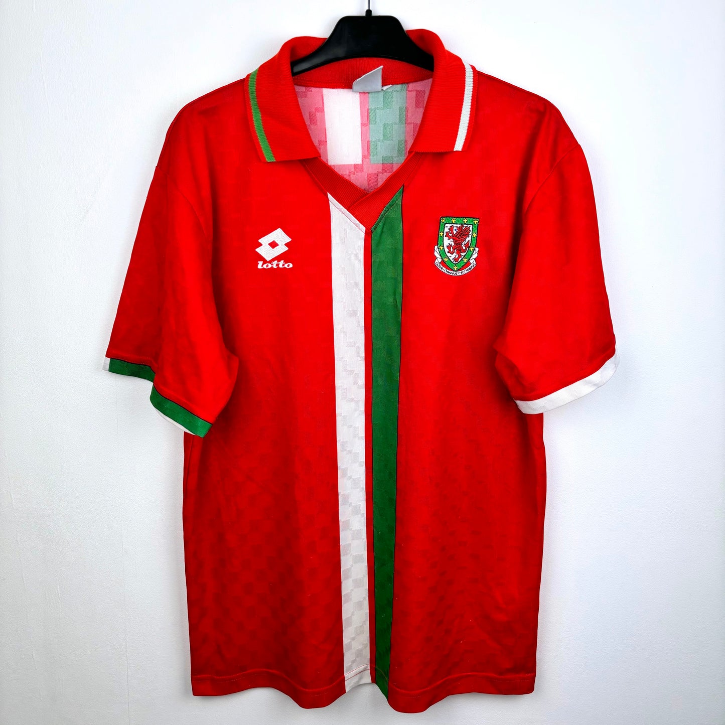 Wales 1996-1998 Lotto Home Football Shirt